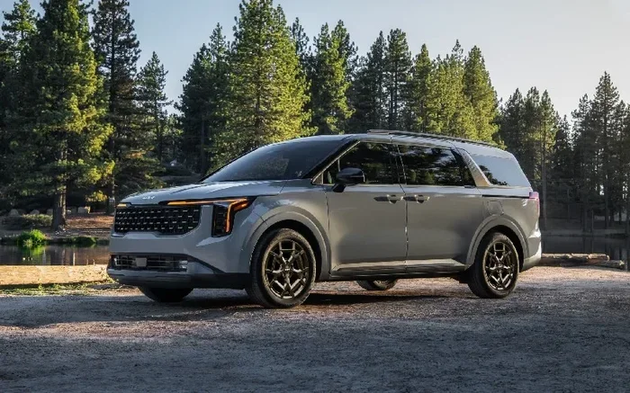 Is a Kia Sedona Considered a Premium Car