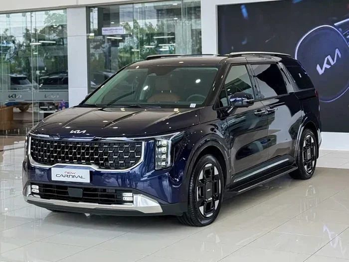 Is a Kia Sedona Considered a Premium Car